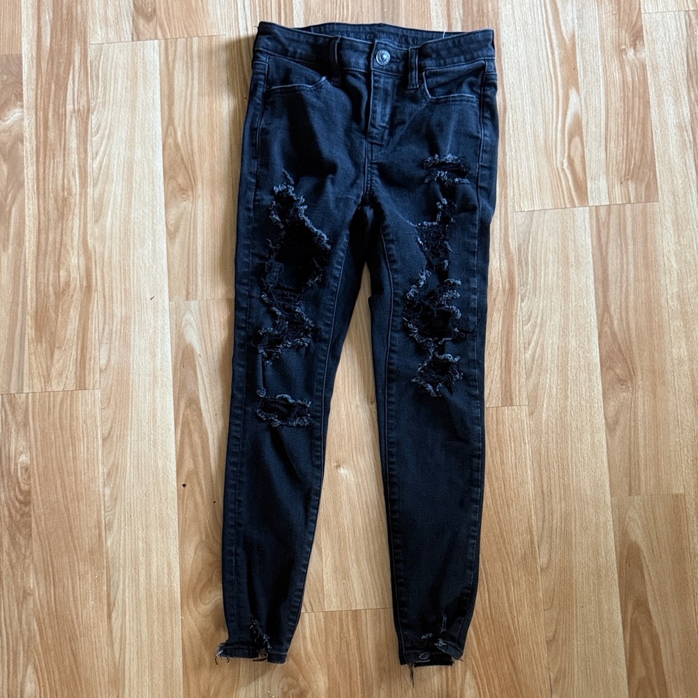 American Eagle Outfitters Black Distressed Skinny Jeans